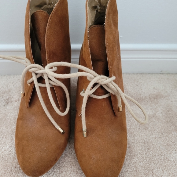 Zara brown coloured wedge bootie in size 37 - Picture 2 of 3